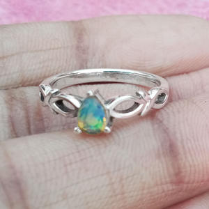 Anillo de piedras preciosas de ópalo de fuego de Plata de Ley 925 hecho a mano indio, ajuste de bisel de joyería de plata fina hecho a medida para mujeres/a granel - Product Image 1