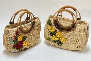 Nouvelle Collection de sacs à main en jacinthe d'eau de style vintage élégamment ouverts et fermés fièrement fabriqués au Vietnam avec deux poignées écologiques - Product Image 6