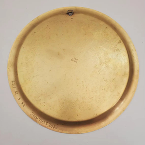 Plaque de métal avec finition lisse durable élégante et réutilisable parfaite pour les repas indiens et internationaux - Product Image 1