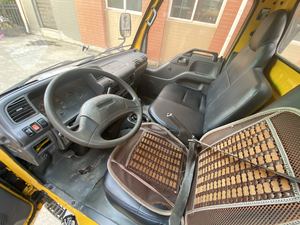 2017 Yuehai รถกู้คืนแบบเอียงเดียว4x2 2ดาดฟ้าขนาด42 KW 200K + km ได้รับการพิสูจน์แล้ว - Product Image 5