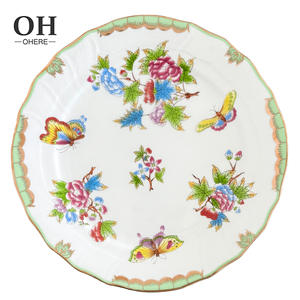 <span class=keywords><strong>Service</strong></span> <span class=keywords><strong>de</strong></span> <span class=keywords><strong>table</strong></span> en porcelaine fine <span class=keywords><strong>de</strong></span> luxe vert or, motif papillon, location pour mariage et événements, assiettes en céramique à bord doré - Product Image 2