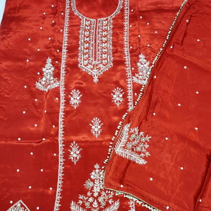 Designer moderne brodé à la main belle fête porter des costumes en soie indien mode-avant style traditionnel non cousu - Product Image 1