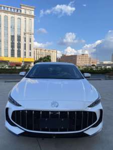 รถยนต์ MG 5 ปี 2024 ราคาประหยัด ขนาด 6.1-8 ลิตร 4 ที่นั่ง เครื่องยนต์เบนซิน ความเร็วสูง พวงมาลัยซ้าย เบาะหนัง หลังคาซันรูฟแบบพาโนรามา พร้อมส่ง - Product Image 3