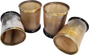 Gobelet à corne de luxe en verre à liqueur naturel en corne de buffle et de boeuf avec base en bois Viking médiéval authentique - Product Image 5