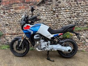 Motocicleta Duecento Tributos de Alta Calidad - Product Image 5