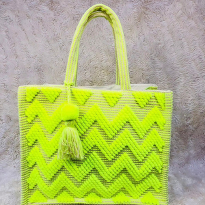 กระเป๋าผ้าคอตตอนสำหรับผู้หญิงสวยเก๋ทำด้วยมือมีที่ปิดซิปเป็นมิตรกับสิ่งแวดล้อมและมีสไตล์ - Product Image 1