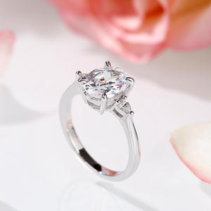 Bague de mariage Jeulia à trois pierres en diamant taille ovale en argent sterling - Product Image 4