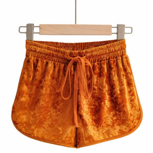 กางเกงขาสั้นกำมะหยี่ผู้หญิง ดีไซน์ใหม่ปี 2025 ผลิตตามสั่ง ขายส่ง กางเกงขาสั้นกำมะหยี่ผู้หญิง ทรงเข้ารูป คุณภาพดี เงางาม - Product Image 6