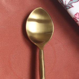 Cubiertos de acero de primera calidad, nuevo diseño, juego de cubiertos de acero inoxidable de alta calidad, juego de platos de cuchara con patrón de frutas para el hogar - Product Image 4