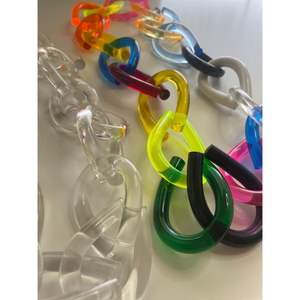 Résine Chunky Chaîne Collier Surdimensionné Acrylique Déclaration Bijoux À La Main Léger Collier Élégant Bold Bijoux pour Femmes - Product Image 3