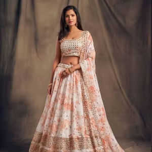 Zeel Floral Vol 2 Estilo tradicional Invierno Suministro a granel de Lehenga Choli - Product Image 1