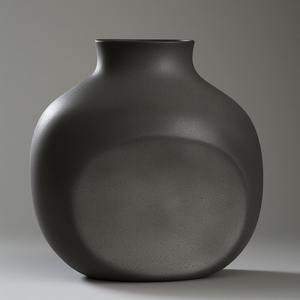 Vase en métal poli élégant parfaitement conçu pour l'affichage de fleurs saisonnières et des idées de décoration intérieure élégantes - Product Image 6