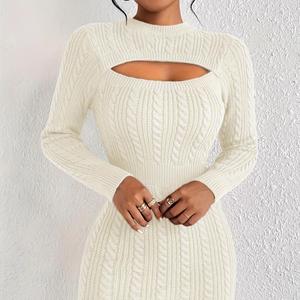 Vestido suéter mini ajustado de lana con punto trenzado, aberturas y detalles de botones para mujer - Product Image 1