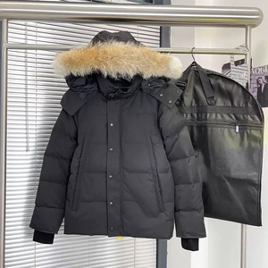0057 <span class=keywords><strong>Parka</strong></span> di Lusso Personalizzato di Alta Qualità per <span class=keywords><strong>Uomo</strong></span> con Cappuccio in Pelliccia di Lupo, Giacca Invernale Canadese con Sacchetto Antipolvere - Product Image 1