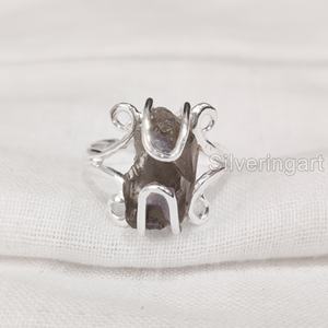 แหวนหินดิบธรรมชาติสำหรับผู้หญิง แหวนควอตซ์สโมคกี้ดิบ แหวนลวดสไตล์ฮิปปี้ ของขวัญคริสต์มาส แหวนเงินแท้ 925 - Product Image 1