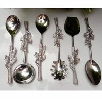 Gran oferta, juego de servir Floral hecho a mano, cuchara de acero inoxidable plateada, servidor de salsa para ensalada para cocina, Idea de regalo de negocios