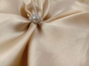 Anillo de compromiso Halo para mujer, diamante de corte redondo de 2,12 quilates, oro blanco real de 14k, moderno - Product Image 4