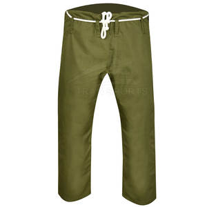 Transpirable Cómodo Alta calidad Peso ligero Mejor diseño Precio barato Desgaste de artes marciales Uniforme de Karate al por mayor - Product Image 3