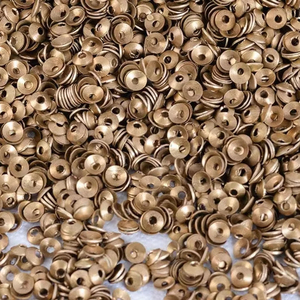 Lentejuelas redondas sueltas de PVC de 5mm para ropa de baile y trajes teatrales - Product Image 1