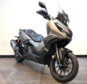 Scooters/Motocicletas ADV350 ABS de 330cc, Nuevas y Certificadas, Disponibles para Venta y Listas para Exportar - Product Image 5