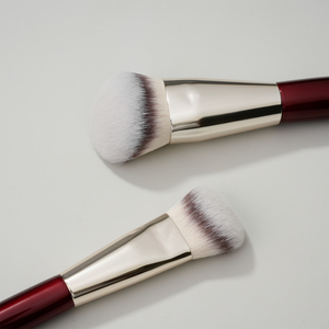 YM Factory Custom Red Foundation Brush Juego de <span class=keywords><strong>brochas</strong></span> de <span class=keywords><strong>maquillaje</strong></span> profesional de alta calidad <span class=keywords><strong>al</strong></span> <span class=keywords><strong>por</strong></span> <span class=keywords><strong>mayor</strong></span> Single Makeup Brush - Product Image 3
