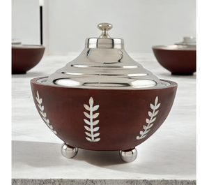 Plato de frotamiento de metal hecho a mano árabe de madera tradicional para servicio de catering y banquetes de hotel de lujo - Product Image 1