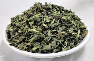 Las hojas de papaya se utilizan para crear bebidas infundidas que brindan un sabor amargo distintivo preferido en muchas regiones - Product Image 6
