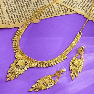 Vente en gros 14K 18K 24K Micro Gold Filled colliers courts, colliers de conception traditionnelle, colliers courts en laiton Micro Gold Fashion. - Product Image 2