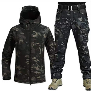 Conjunto de Traje de Caza Táctico de Camuflaje de Tela Impermeable Fabricado en Pakistán, Ropa de Exterior Unisex - Product Image 1