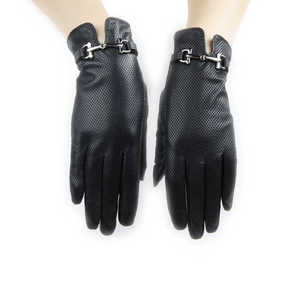 Gants de fitness en peau de mouton sur mesure de qualité supérieure Gants d'habillage à la mode du Pakistan - Product Image 2