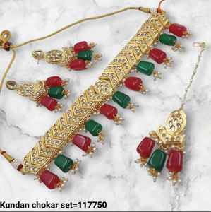 ENSEMBLE DE BIJOUX INDIENS TRADITIONNELS ET À LA MODE EN CUIVRE ENSEMBLE DE BIJOUX DE MARIAGE POUR FEMMES BOUCLES D'OREILLES ET COLLIER - Product Image 2
