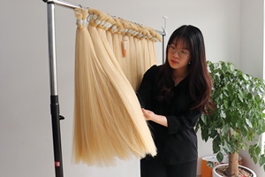 Extensions de cheveux humains bruts blonds soyeux, doux et droits Grosse commande Paquets de cheveux vietnamiens à prix compétitifs Vente en gros - Product Image 6