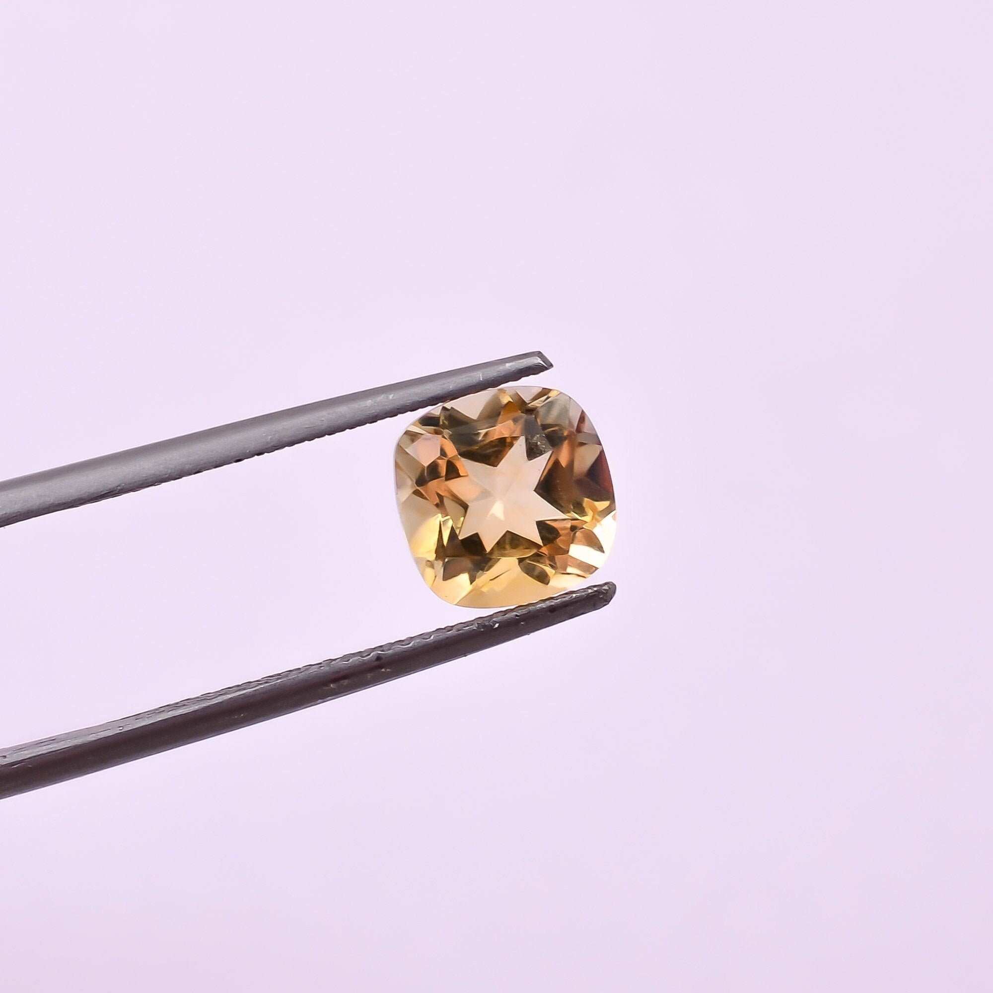 สีเหลือง