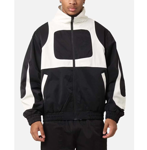 Veste à capuche vintage avec poche avant personnalisée d'automne Veste coupe-vent imperméable et zippée pour hommes - Product Image 6