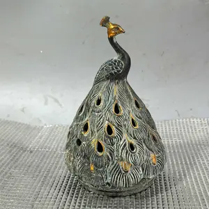 Quemador de Incienso Decorativo de Latón Árabe con Diseño de Pavo Real, Perfecto para Bakhoor y Oud, para Uso Religioso, Festivo y Diario - Product Image 3