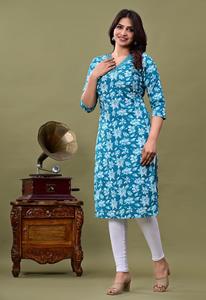คอลเลกชัน Kurti พิมพ์ลายดอกไม้ผ้าเรยอนสำหรับผู้หญิงดีไซน์ใหม่ - Product Image 2