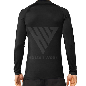 Rashguard en tissu doux et extensible pour hommes et logo personnalisé, vêtements d'entraînement à séchage rapide, haut de gamme, rashguards les plus vendus - Product Image 4