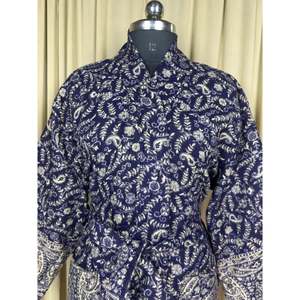 Cárdigan Azul Paisley Cálido y Acogedor para Invierno, Estilo Romántico, para Mujer, Mezcla de Lana de Yak, Tipo Kimono, con Bolsillos Originales, Tejido ODM - Product Image 2