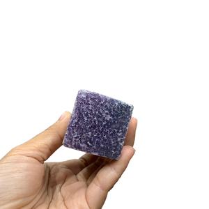 Tour de cristal en agate de raisin naturelle polie de 8 cm, taille personnalisée, pierre décorative de guérison, disponible en tailles sur mesure - Product Image 4