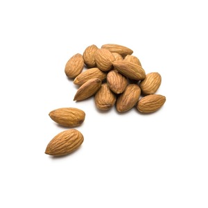 Amandes fraîches de qualité supérieure, fruits secs sains riches en vitamines, minéraux et énergie pour une nutrition quotidienne et un régime alimentaire sain - Product Image 2
