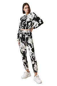 Chándal personalizado sublimado, moda de alta calidad para mujer, chándal de lana de poliéster recortado de manga larga de punto para mujer - Product Image 5