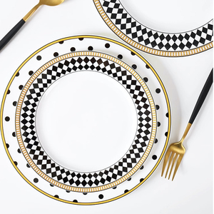 Européen Maison de luxe Fête de mariage Fine Dining Bone China motif géométrique Vaisselle Vaisselle Couverts Bol Plats <span class=keywords><strong>et</strong></span> assiettes - Product Image 3