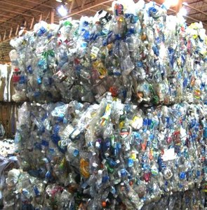 Débris de bouteilles en PET en balles mélange de couleurs/100% Bouteilles en PET transparentes Débris en plastique en vente France Origine Modèle 876567890 - Product Image 6