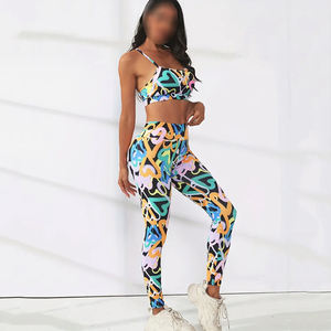 Tenue de yoga pour femmes Active Wear 2 pièces ensemble motif coloré imprimé taille haute mode Leggy et soutien-gorge ensemble - Product Image 3