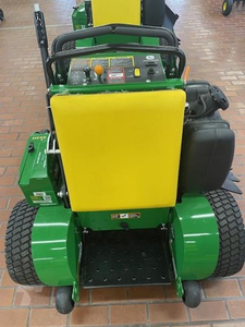 Cortadora de Césped Comercial John Deere con Motor Kawasaki de 22 HP y Plataforma de 52 Pulgadas, Equipo Profesional de Jardinería en Venta - Product Image 6