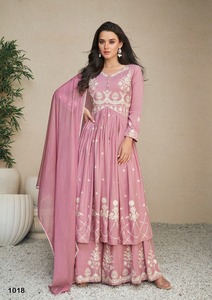 Vêtements de mariage et de fête élégants, broderie de travail, ensemble de pantalon Kurti en rayonne lourde avec dupata au prix de gros, offre spéciale - Product Image 2