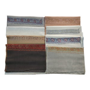 Bufanda Larga de Cachemira de Lana Merino Unisex Elegante Bordado a Mano Suave y Cálido Chal Tradicional Sozni Work-Designer Collection - Product Image 3