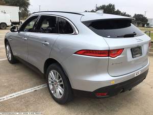 Jaguar F-PACE 25t Prestige 2019 - Product Image 3