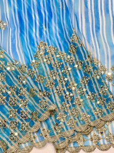 Collection Saree Bleu Ciel de Designer Bollywood Avec Broderie de Séquence Zari Imprimée Shibori En Tissu Faux Georgette Lourd - Product Image 6