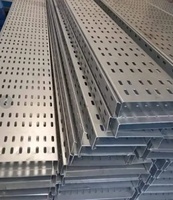 Canaux de câblage perforés en acier galvanisé, robustes, pour usage industriel, dimensions personnalisées 100x1000mm, échantillon en stock